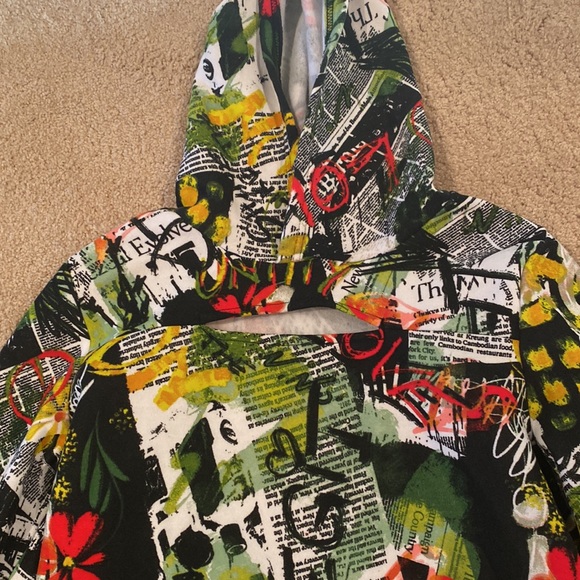 SUPER CUTE HOODIE SWEATSHIRT. - Picture 4 of 5